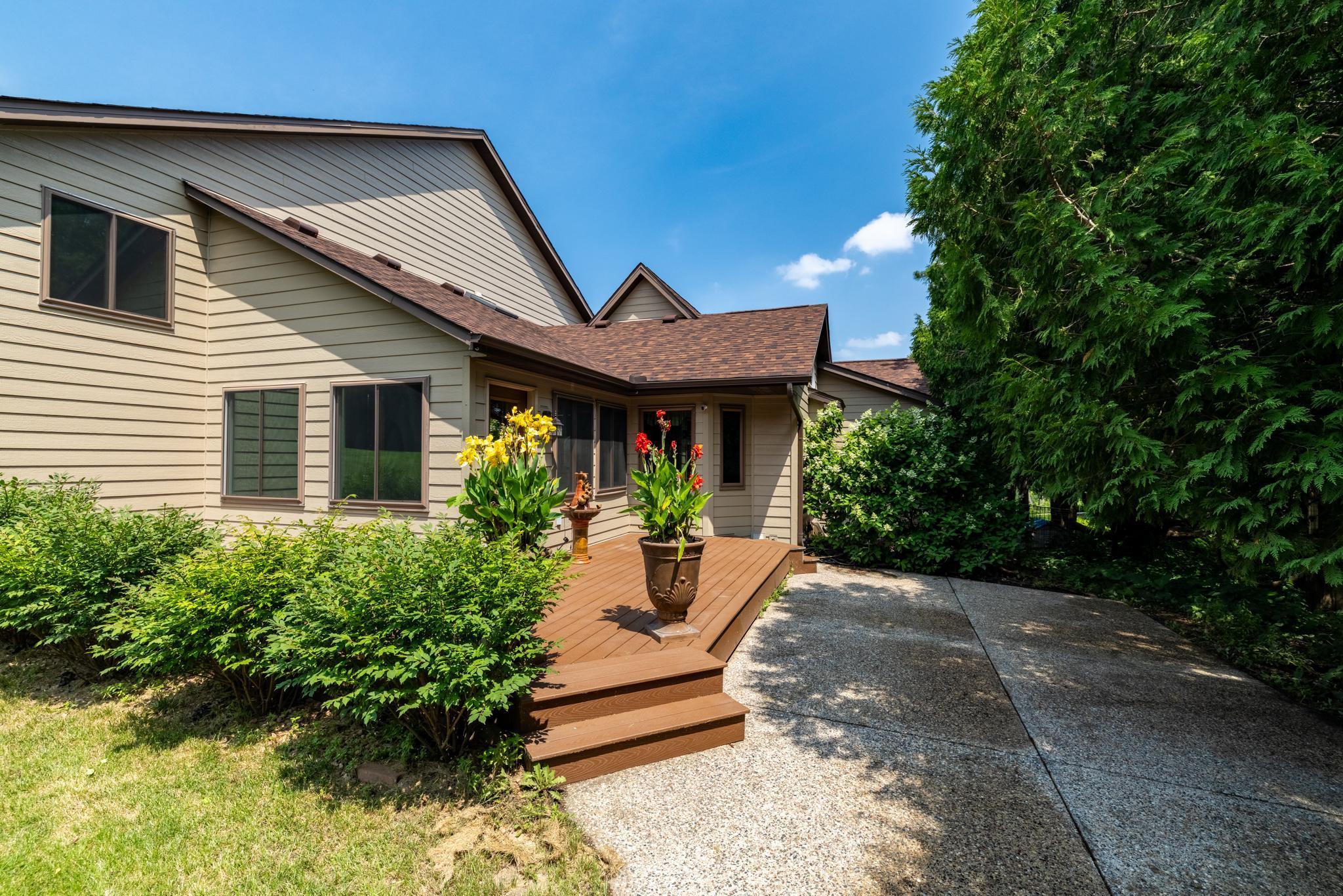 5795 Otter Lake Road St. Paul, MN 55110 - Photo 38 of 59