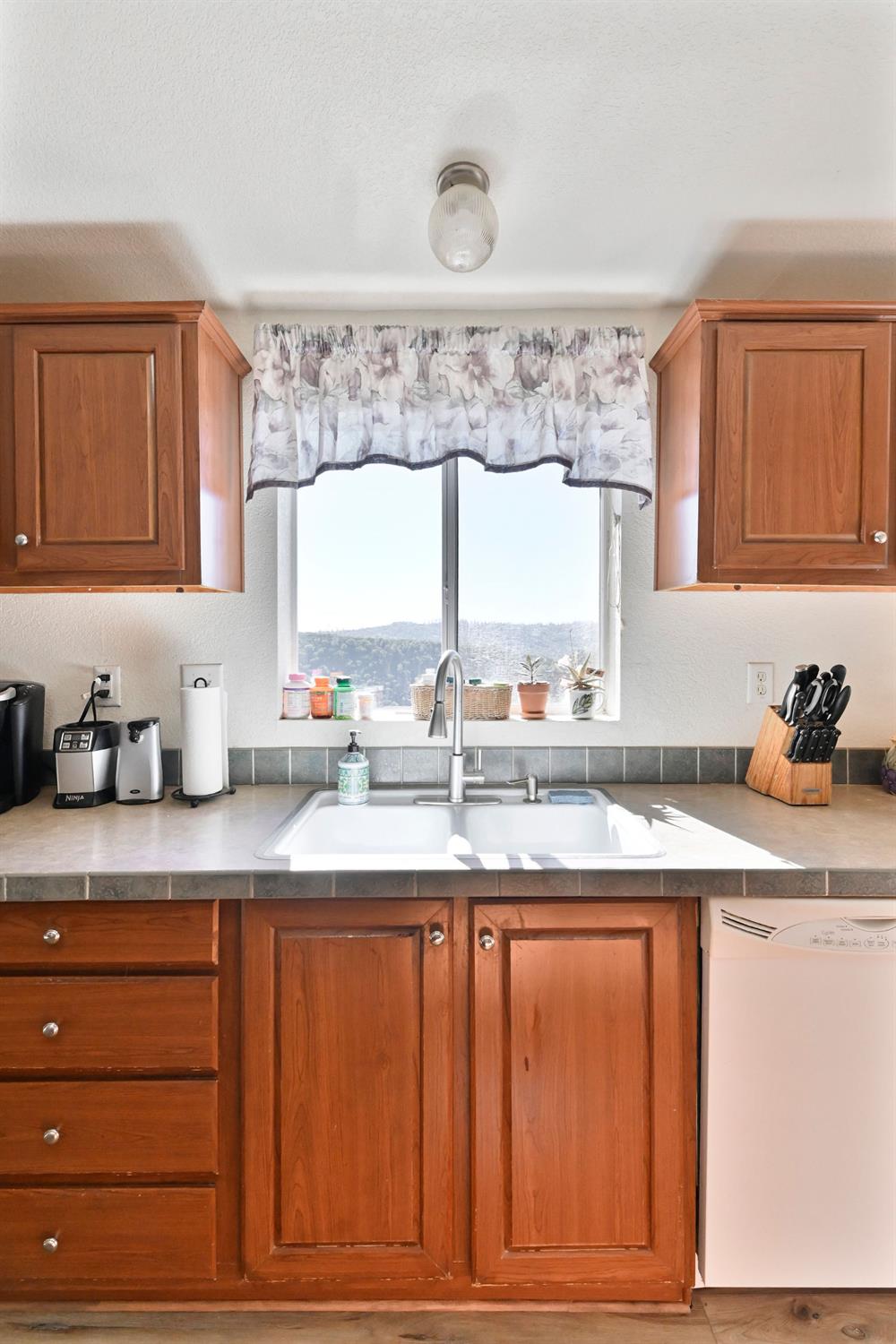 3770 Sheep Ranch Road Murphys, CA 95247 - Photo 18 of 92