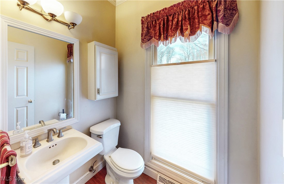 2649 Dodd Road Willoughby Hills, OH 44094 - Photo 13 of 49