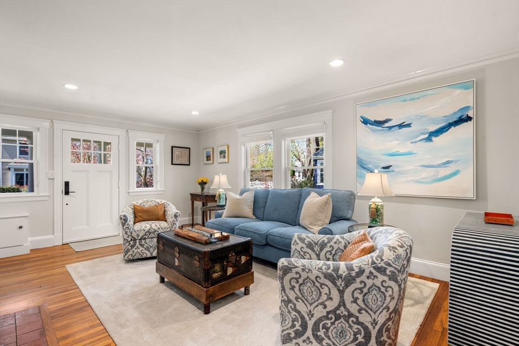11 Fairlawn Street Needham, MA 02492 - Photo 16 of 40