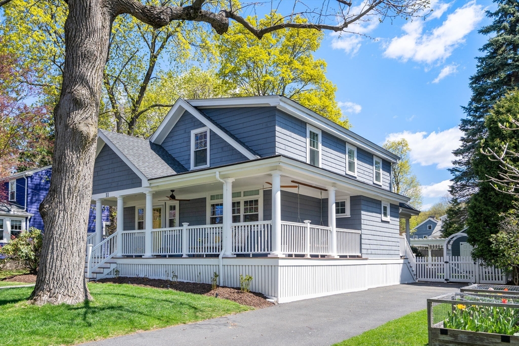 11 Fairlawn Street Needham, MA 02492 - Photo 2 of 40