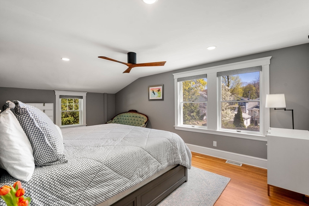11 Fairlawn Street Needham, MA 02492 - Photo 28 of 40