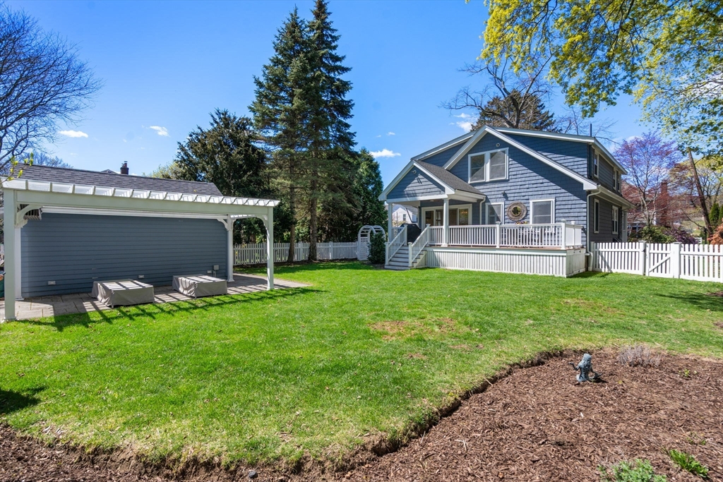 11 Fairlawn Street Needham, MA 02492 - Photo 40 of 40