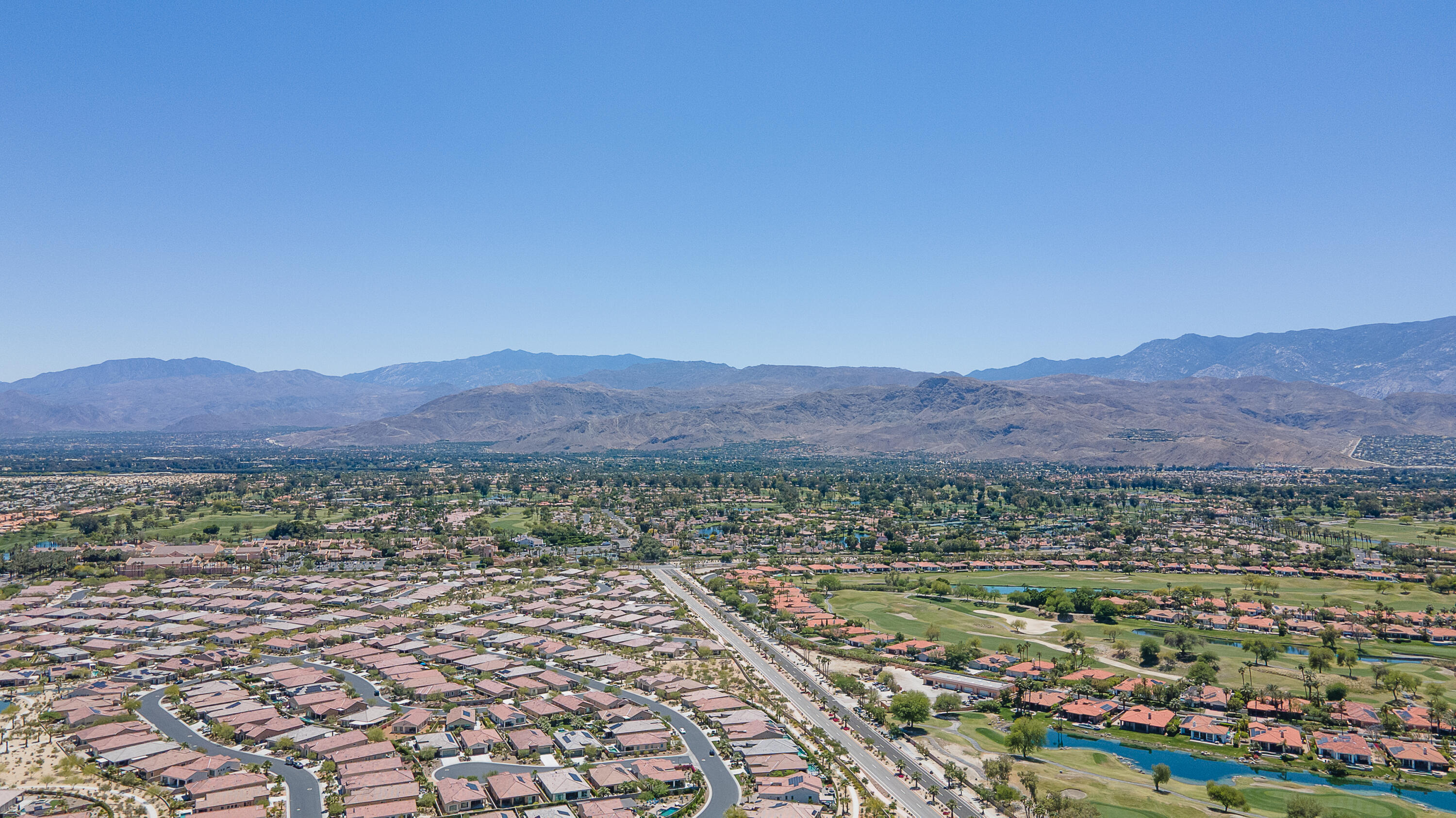 18 Vintage Rancho Mirage, CA 92270 - Photo 40 of 54 a view of an outdoor space with mountain view