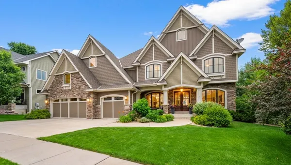 $1,425,000 | 15510 53rd Avenue North, Plymouth, MN 55446