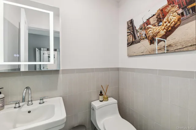 $5,200 | 17 A Oak Meadow Lane, Bellport, NY 11713