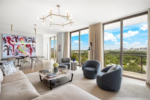 $4,250,000 | 2678 Tigertail Avenue, Unit 1702, Miami, FL 33133