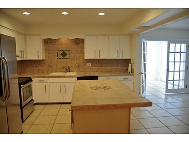 1270 Southwest 5th Avenue Boca Raton, FL 33432 - Photo 11 of 25 Kitchen