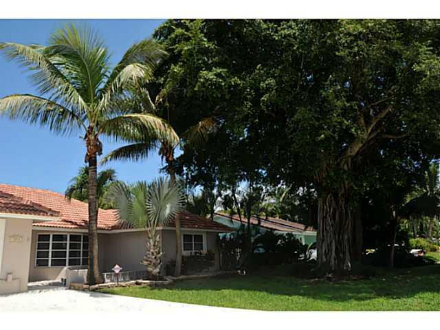 1270 Southwest 5th Avenue Boca Raton, FL 33432 - Photo 4 of 25 Exterior Front