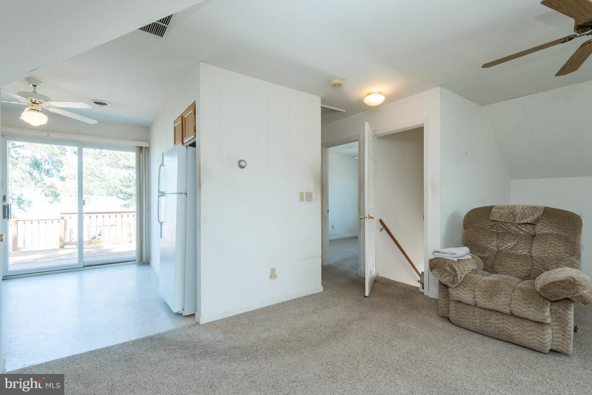 916 Long Point Road Grasonville, MD 21638 - Photo 20 of 27 Upper Level Apt View of LR to Kitchen