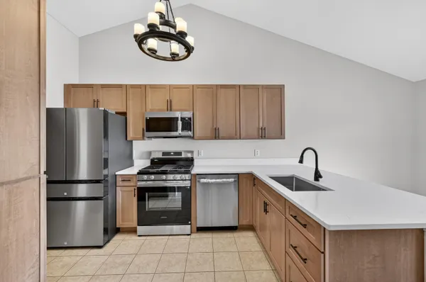 $369,900 | 2539 Martha Street, Highland, IN 46322