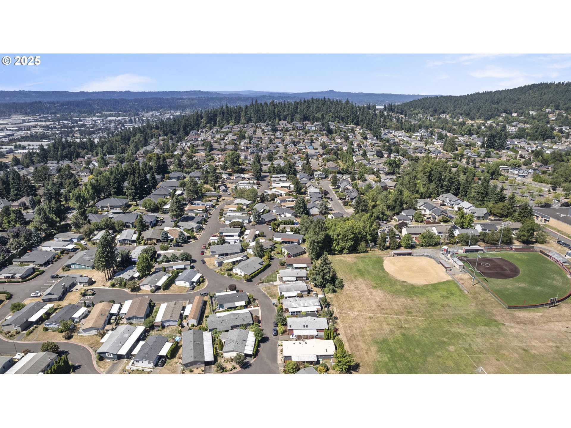 15116 Southeast 122nd Avenue, Unit 58 Clackamas, OR 97015 - Photo 33 of 36