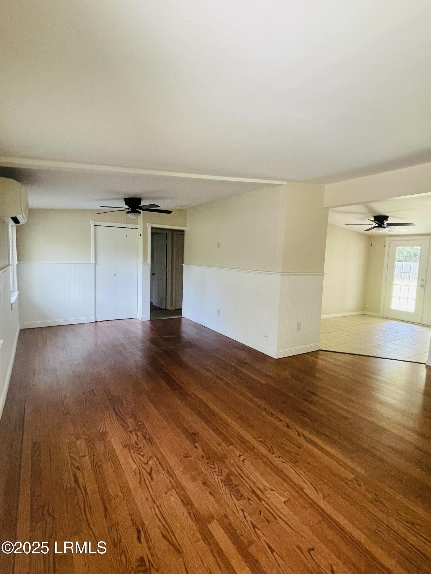 3005 Shell Point Road Beaufort, SC 29906 - Photo 2 of 16 IMG_8305