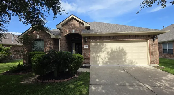 $2,495 | 2242 Waxwing Drive, League City, TX 77573