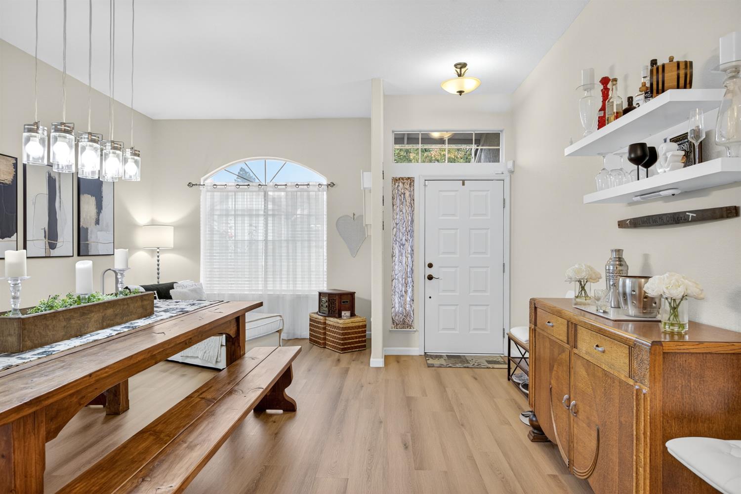 6113 Kifisia Way Fair Oaks, CA 95628 - Photo 3 of 67