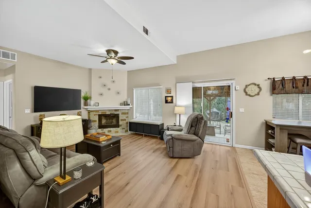 $675,000 | 6113 Kifisia Way, Fair Oaks, CA 95628