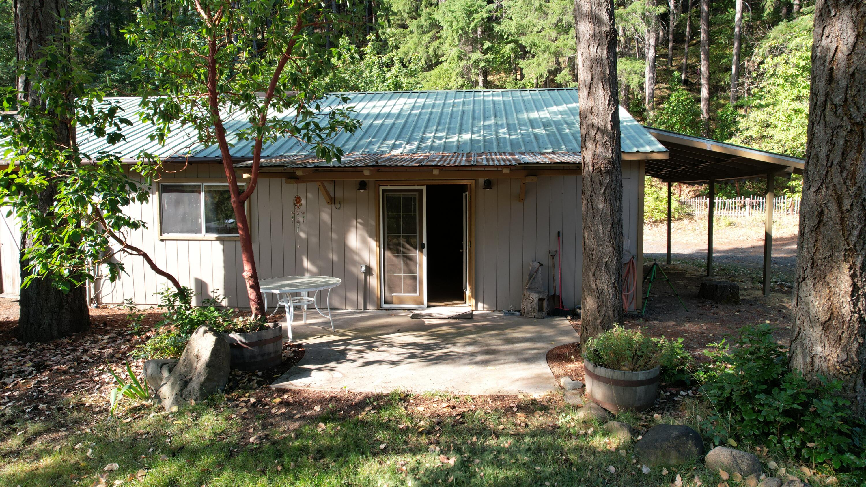321 Taylor Road Trail, OR 97541 - Photo 37 of 56 Guest House