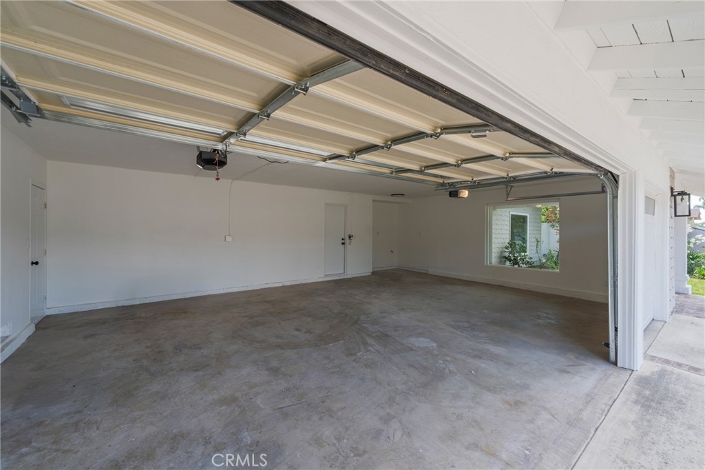 938 Oakcrest Avenue Brea, CA 92821 - Photo 34 of 37