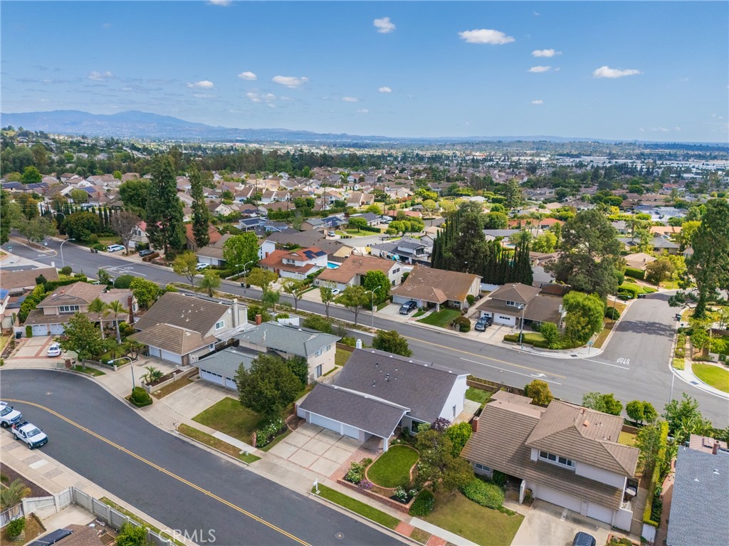 938 Oakcrest Avenue Brea, CA 92821 - Photo 36 of 37