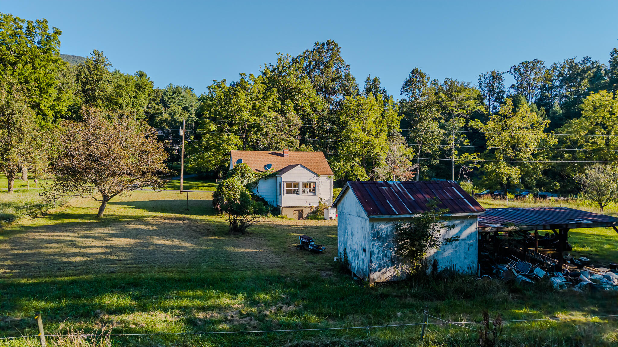 5502 Ridgelea Road Roanoke, VA 24018 - Photo 18 of 42 DJI_20250825083552_0286_D