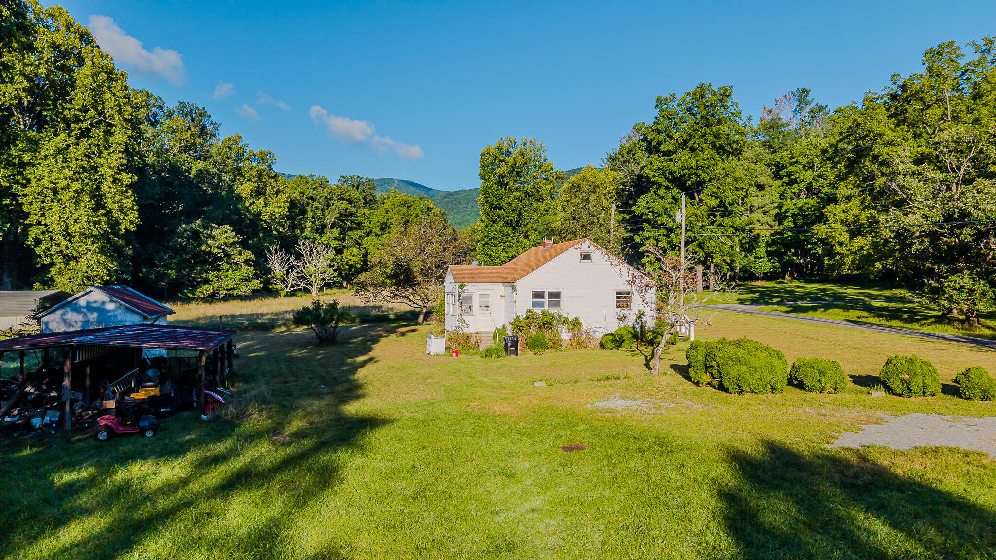 5502 Ridgelea Road Roanoke, VA 24018 - Photo 29 of 42 DJI_20250825082420_0262_D
