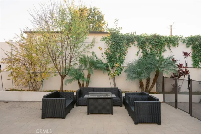 $5,500,000 | 1135 East Verdugo Avenue, Burbank, CA 91501