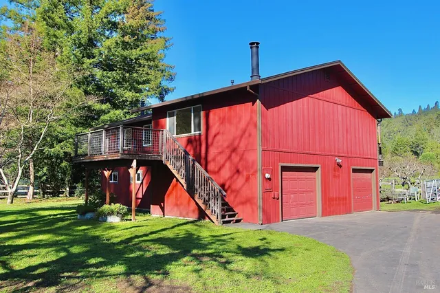 $895,000 | 16160 Laughlin Road, Guerneville, CA 95446