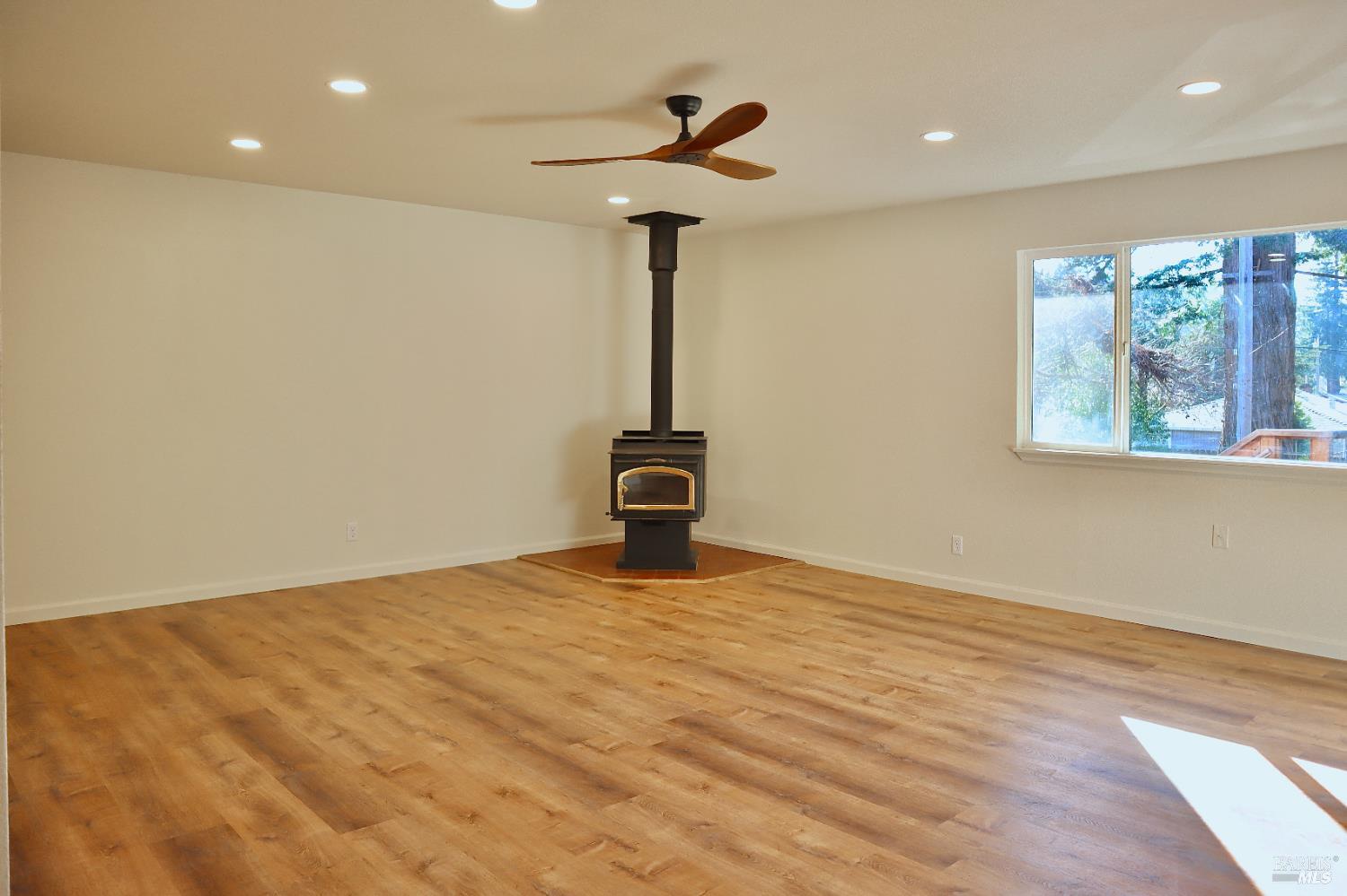 16160 Laughlin Road Guerneville, CA 95446 - Photo 20 of 48