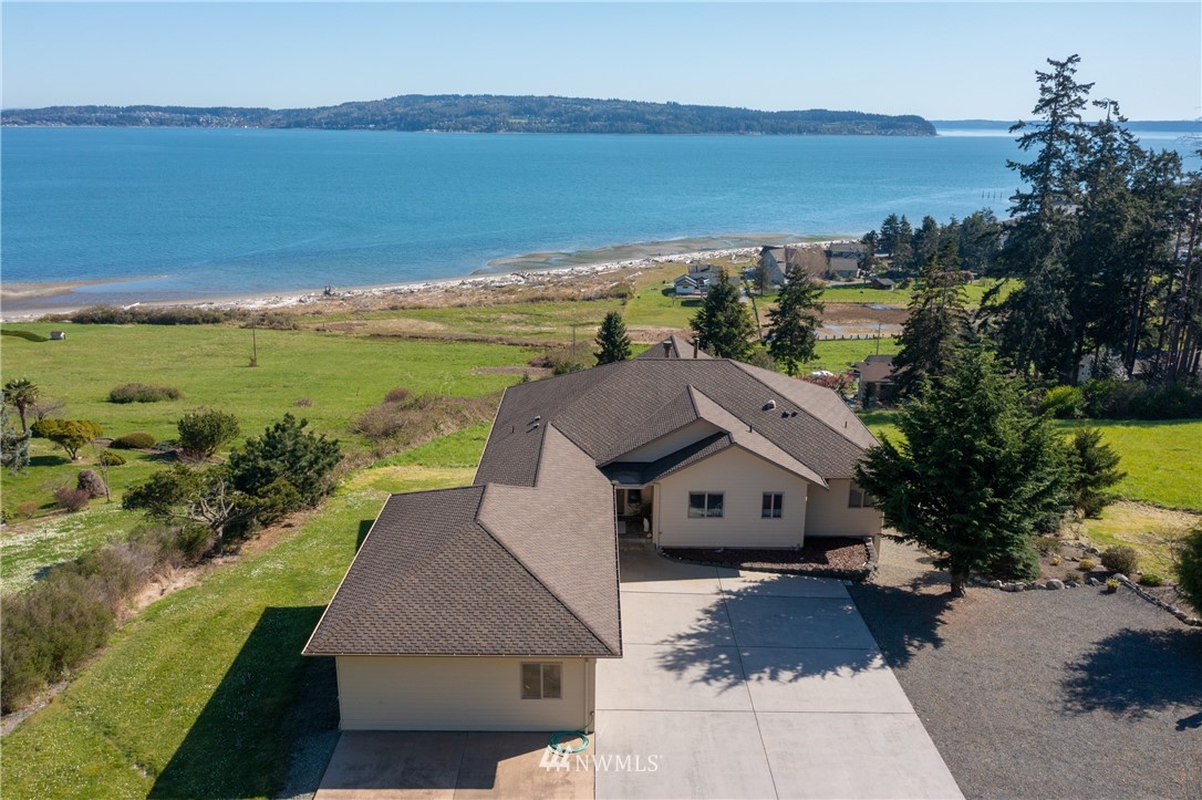 2364 Strawberry Point Road Oak Harbor, WA 98277 - Photo 32 of 39 Gallery Image 32