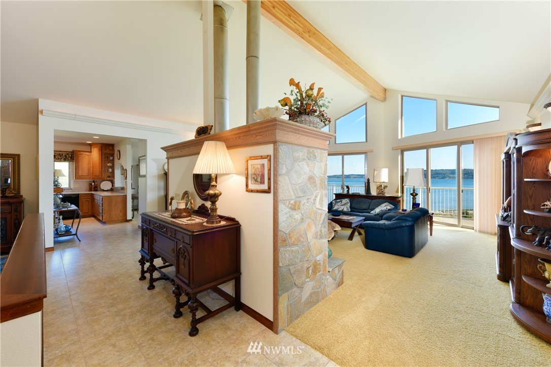 2364 Strawberry Point Road Oak Harbor, WA 98277 - Photo 5 of 39 Gallery Image 5