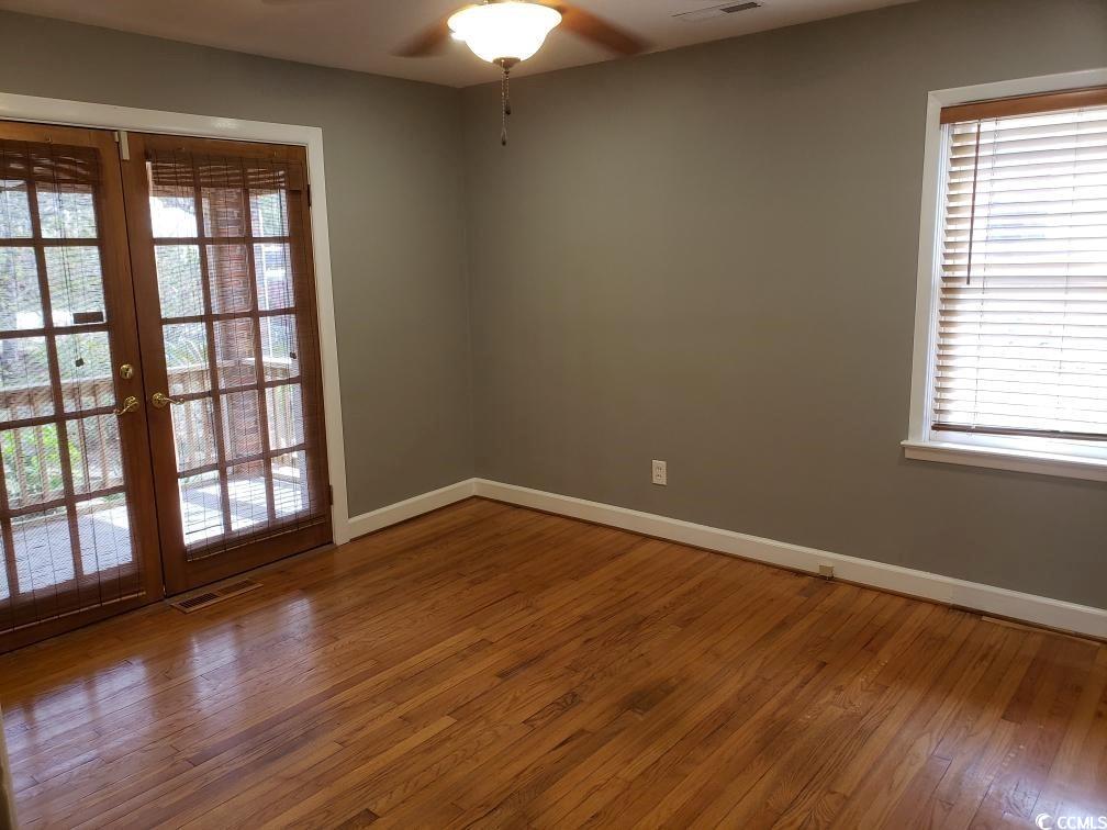 507 31st Avenue North Myrtle Beach, SC 29577 - Photo 3 of 11