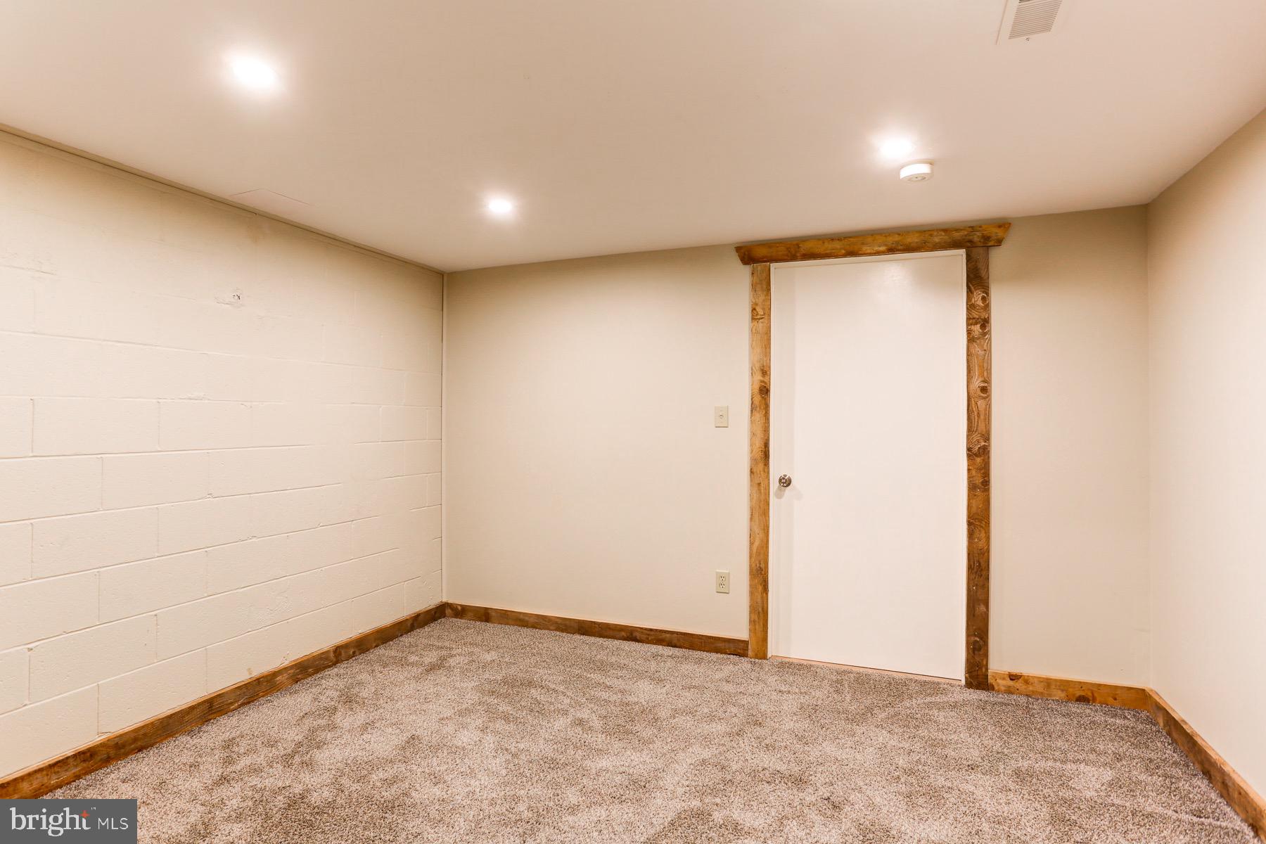 3817 Elizabethtown Road Manheim, PA 17545 - Photo 39 of 70 a view of an empty room