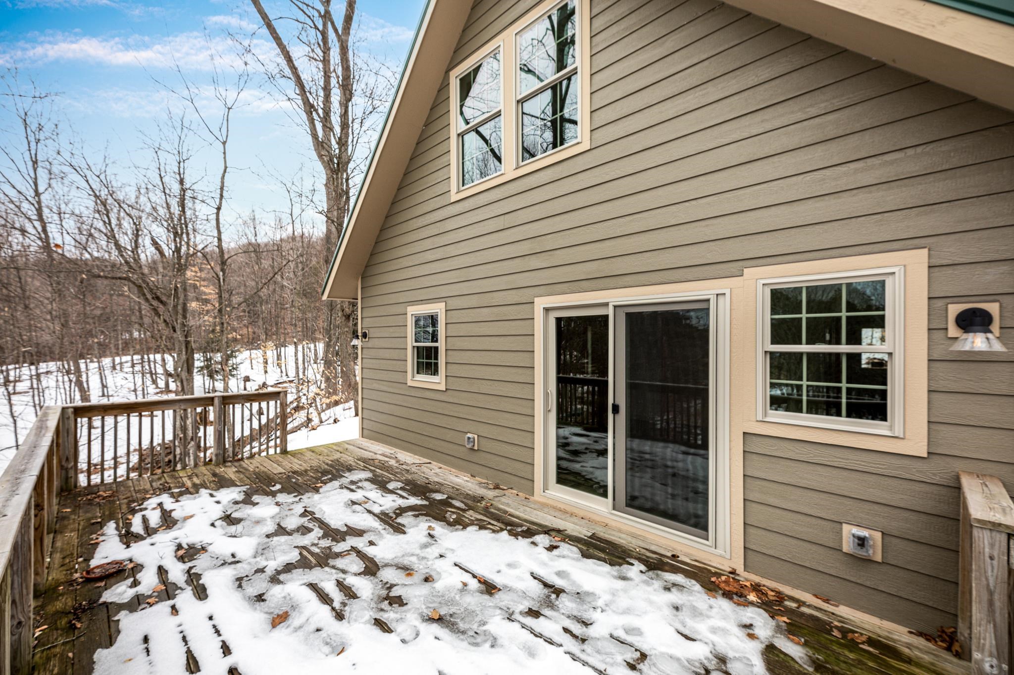 6353 South Bohemian Road Maple City, MI 49664 - Photo 29 of 46 1909362-29.JPG