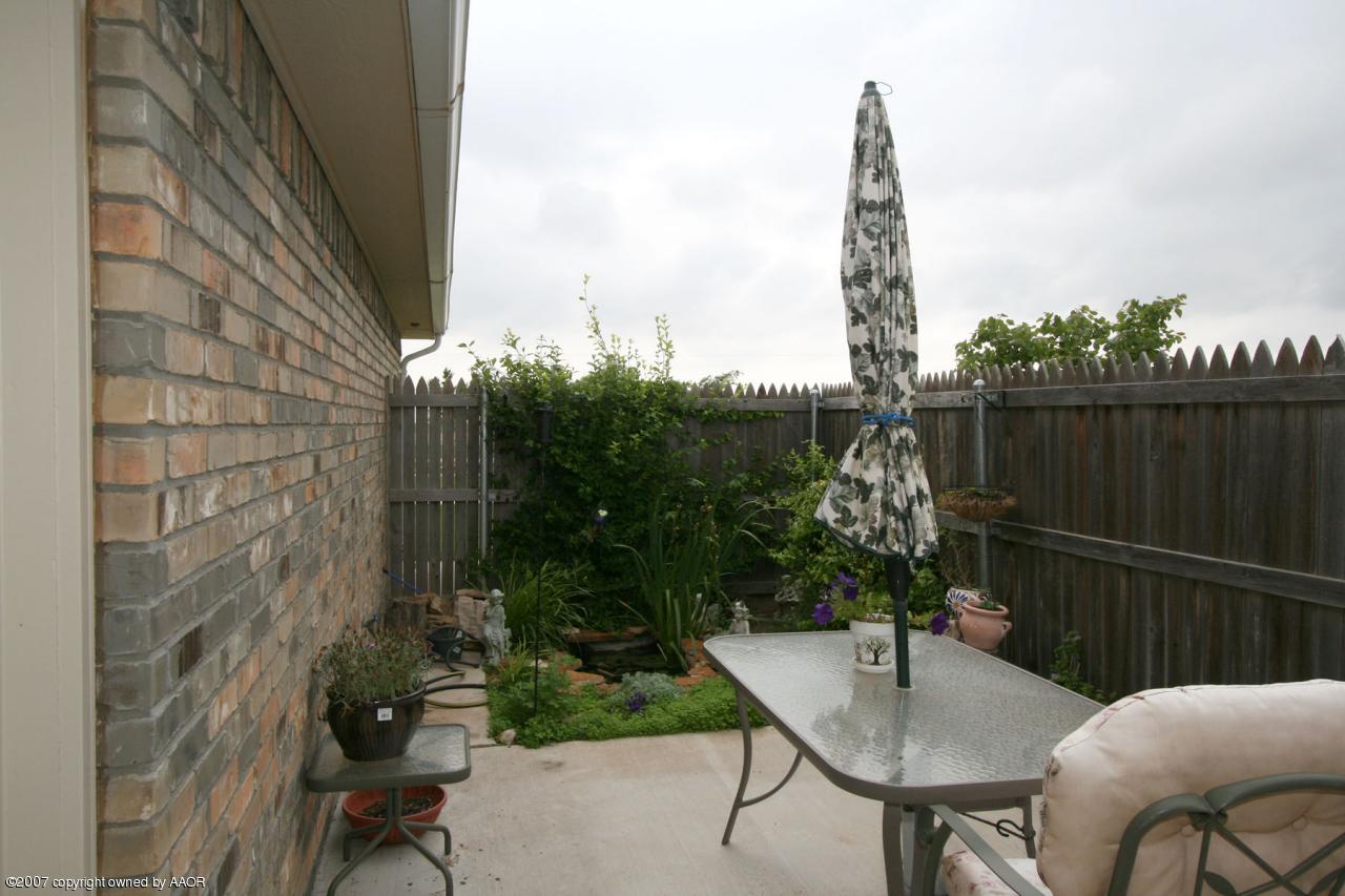 4901 Bushland Road Amarillo, TX 79119 - Photo 11 of 17 Side Patio