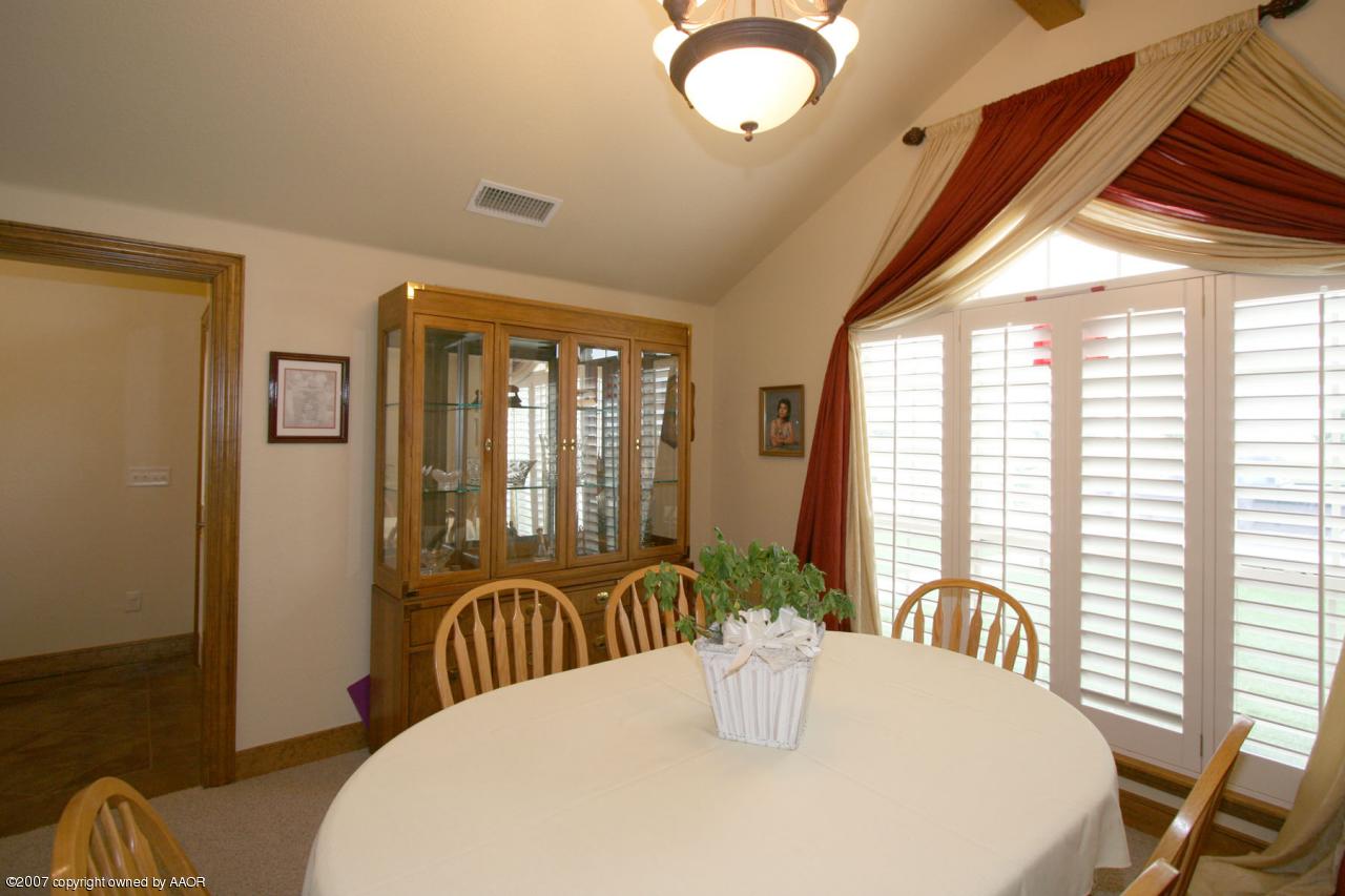 4901 Bushland Road Amarillo, TX 79119 - Photo 3 of 17 Dining Room
