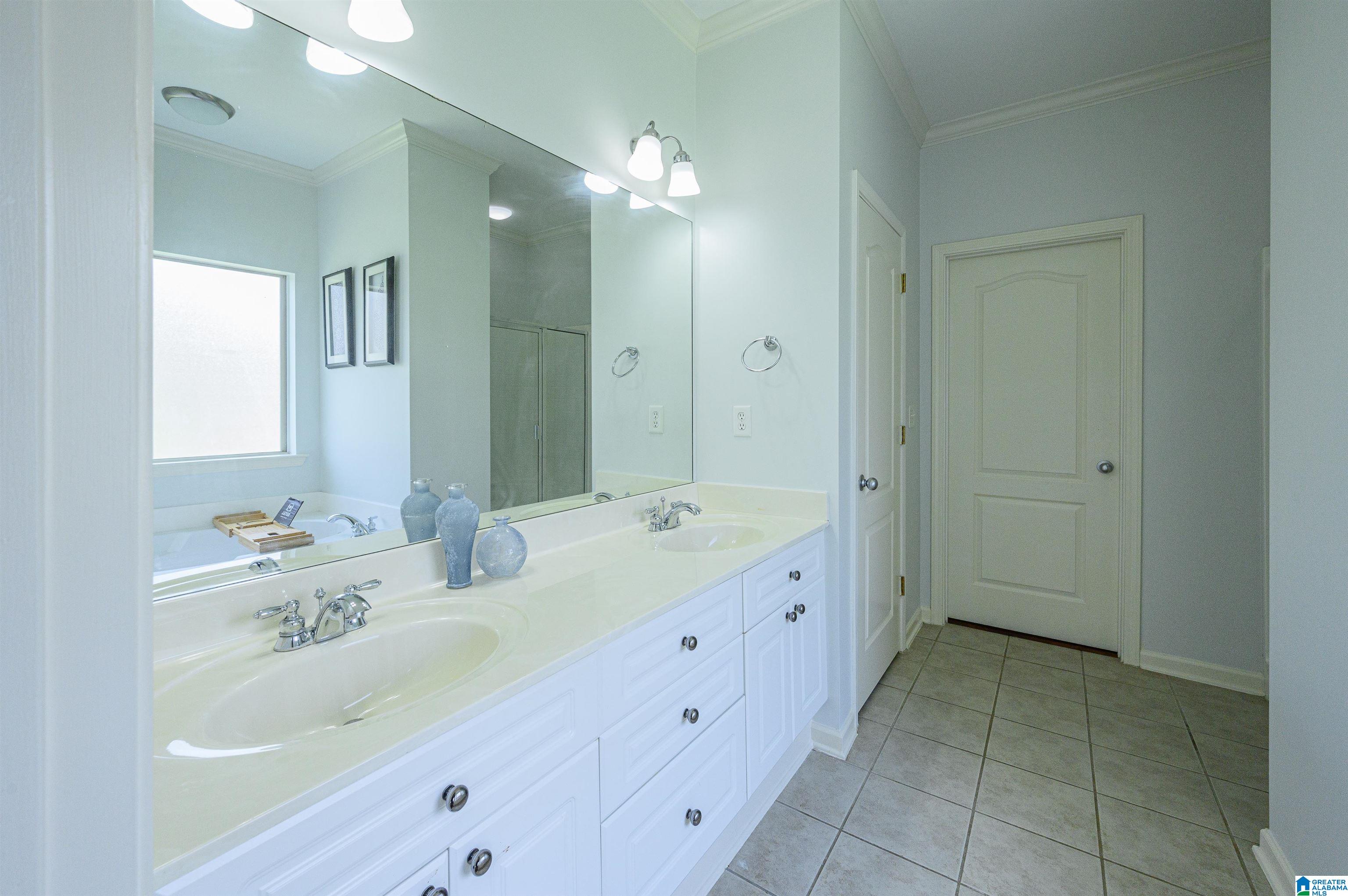 688 Barkley Circle Alabaster, AL 35007 - Photo 18 of 34
