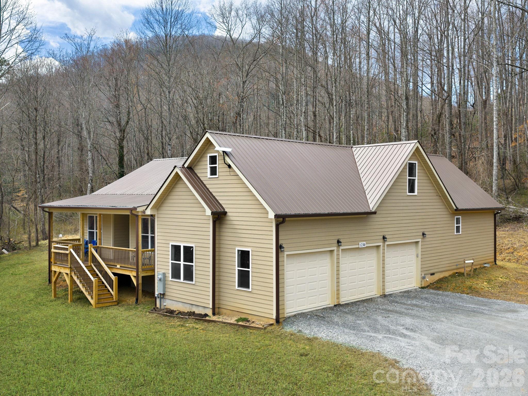 1230 Terrys Gap Road Hendersonville, NC 28792 - Photo 2 of 28