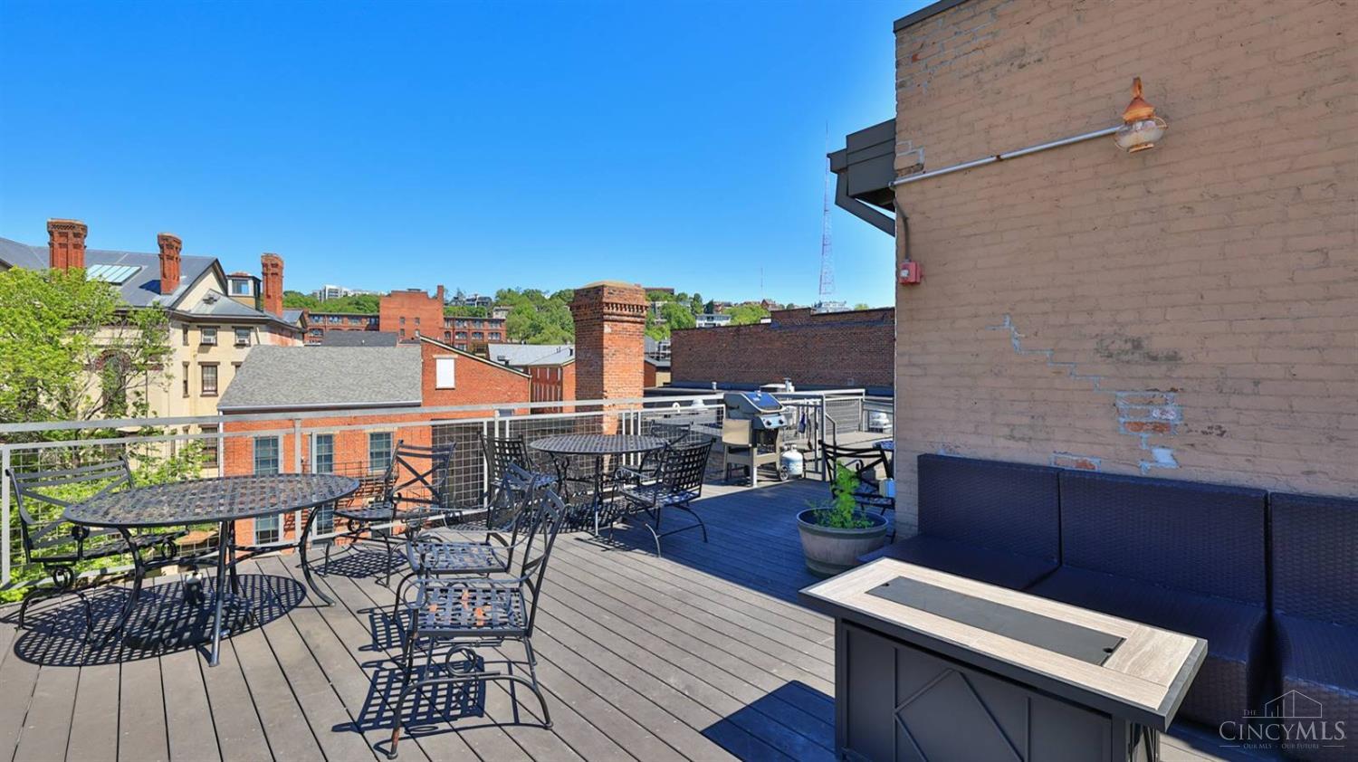 512 Reading Road, Unit 202 Cincinnati, OH 45202 - Photo 26 of 34