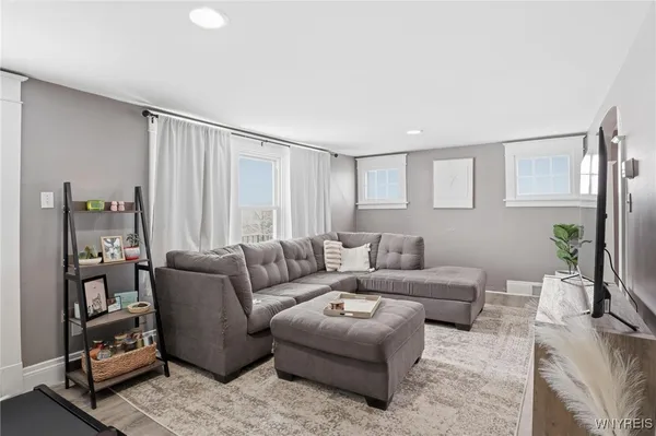 $349,900 | 107 Wabash Avenue, Tonawanda, NY 14217