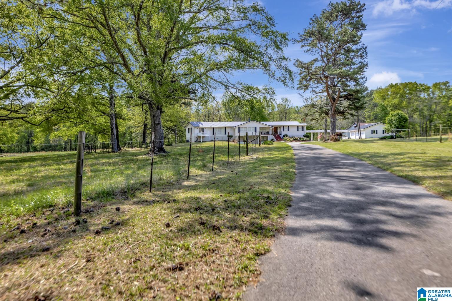 515 Hoyt Hill Road Ashville, AL 35953 - Photo 7 of 49