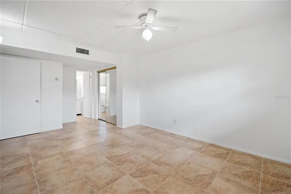 $69,999 | 1100 East Caroline Street, Unit 104, Tavares, FL 32778