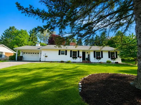 $319,900 | 254 Ridgewood Court, Ionia, MI 48846