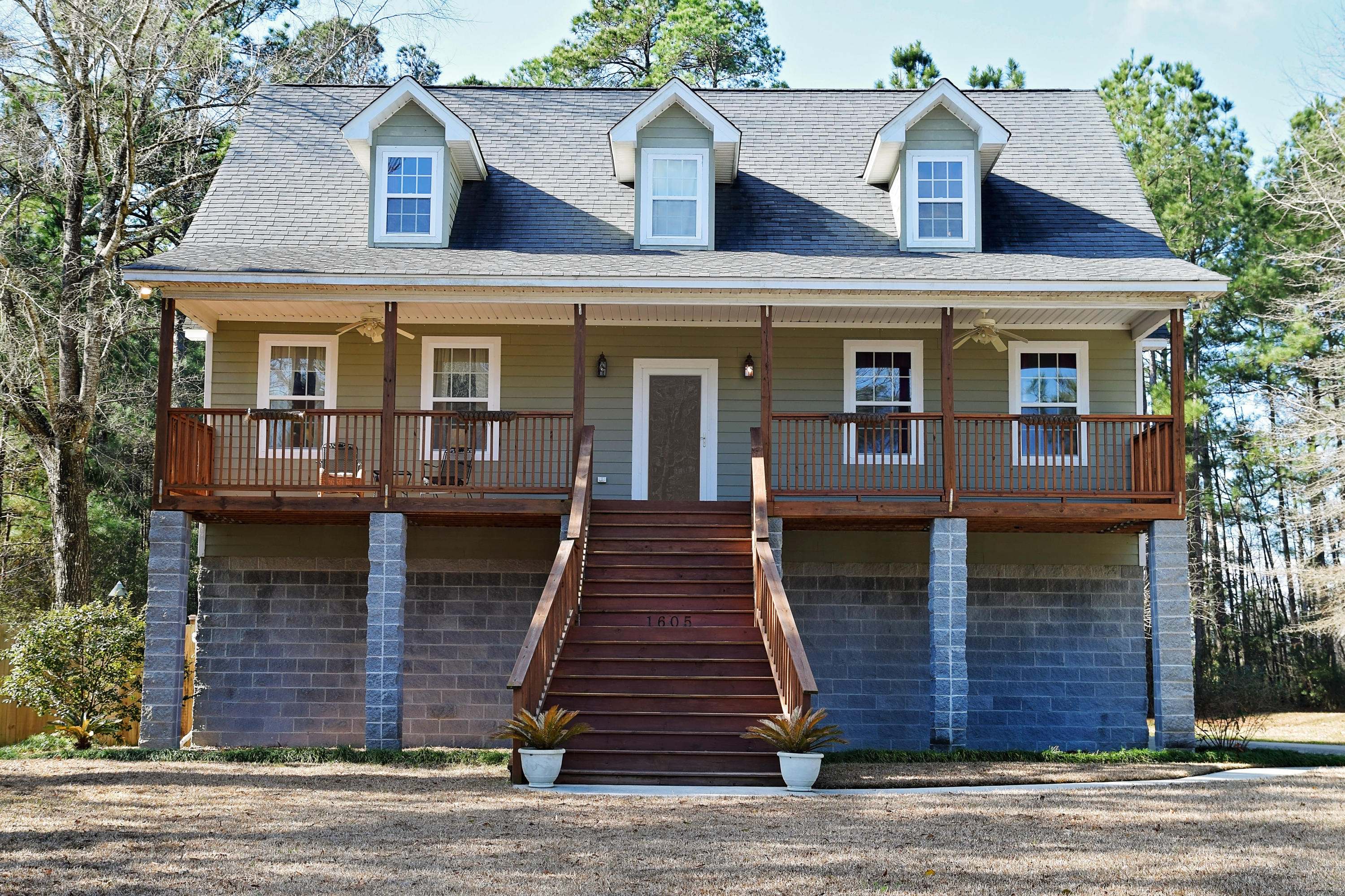 1605 Churchill Road Moncks Corner, SC 29461 - Photo 1 of 43 DSC_0930.jpg