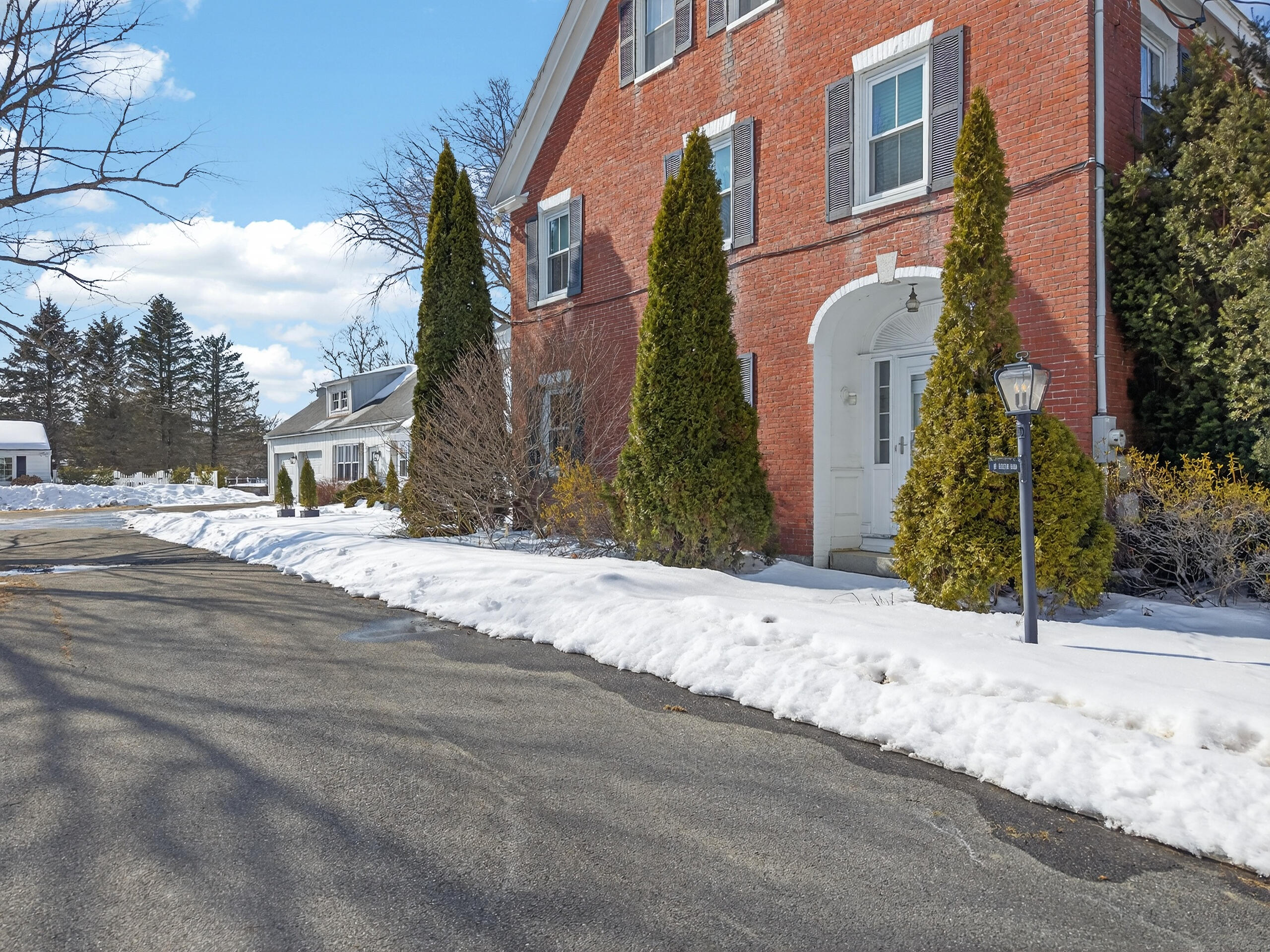 18 Buxton Road Saco, ME 04072 - Photo 5 of 86 18 Buxton Road_110