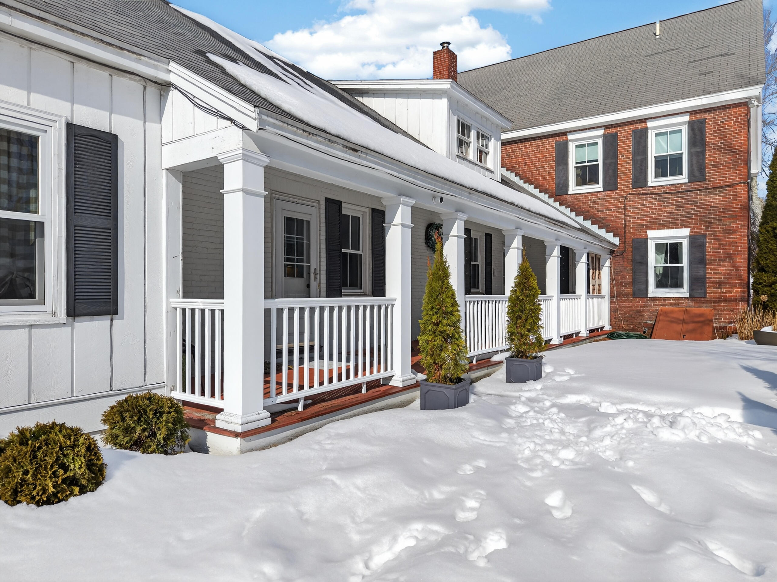 18 Buxton Road Saco, ME 04072 - Photo 7 of 86 18 Buxton Road_113