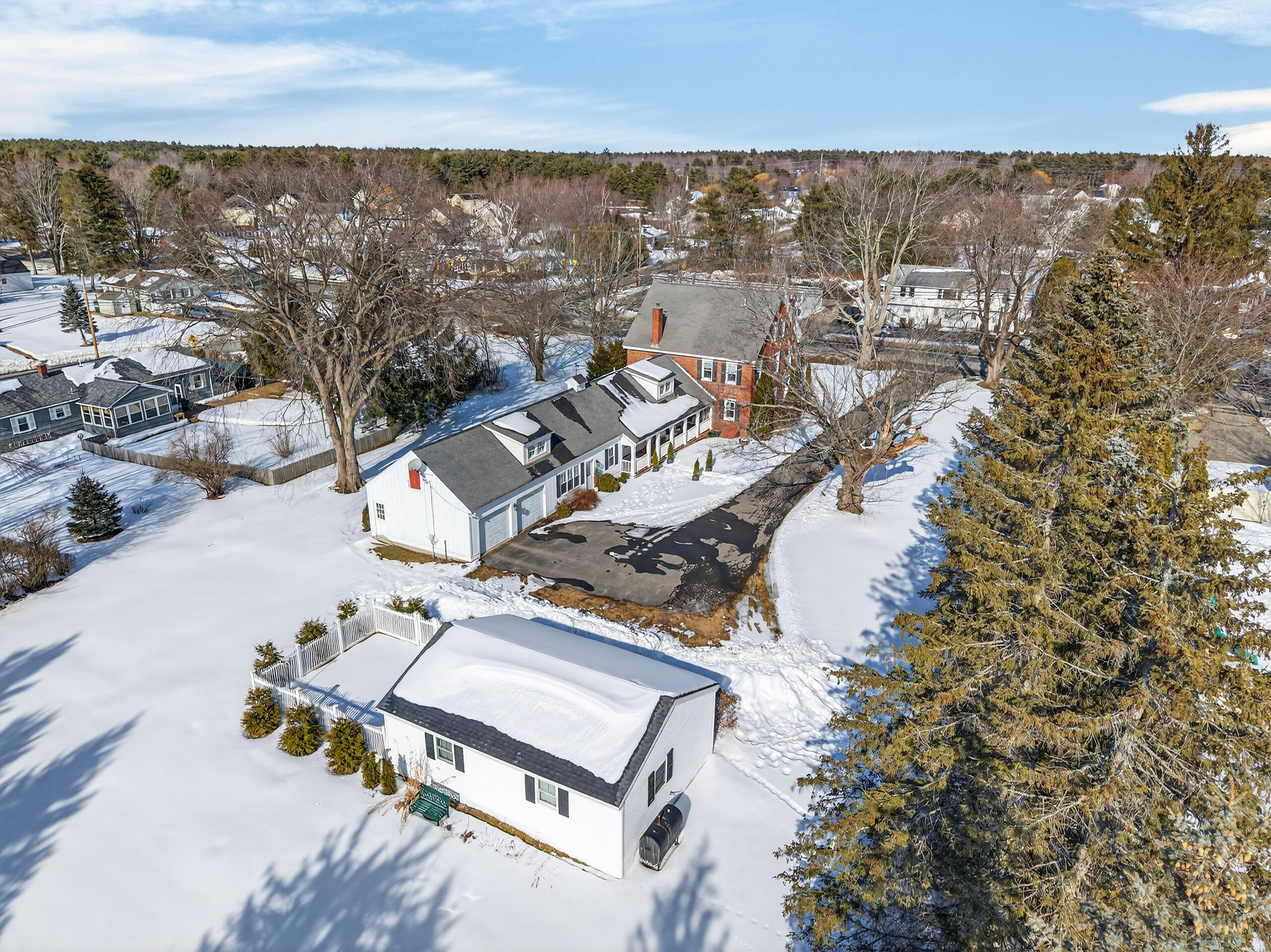 18 Buxton Road Saco, ME 04072 - Photo 9 of 86 18 Buxton Road_118