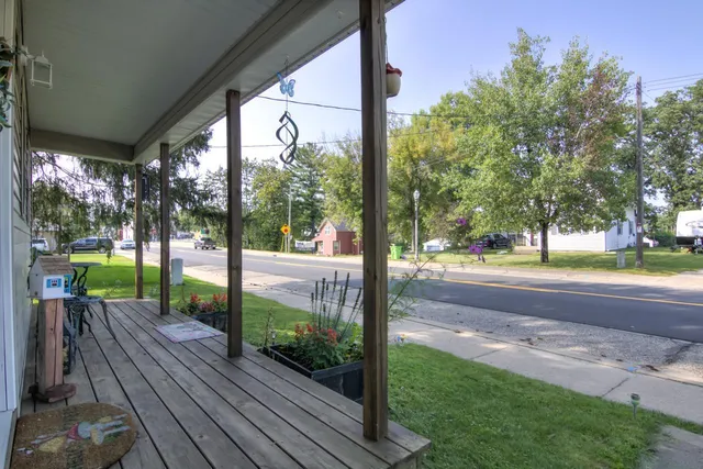 $190,000 | 25997 Mondovi Street East, Eleva, WI 54738