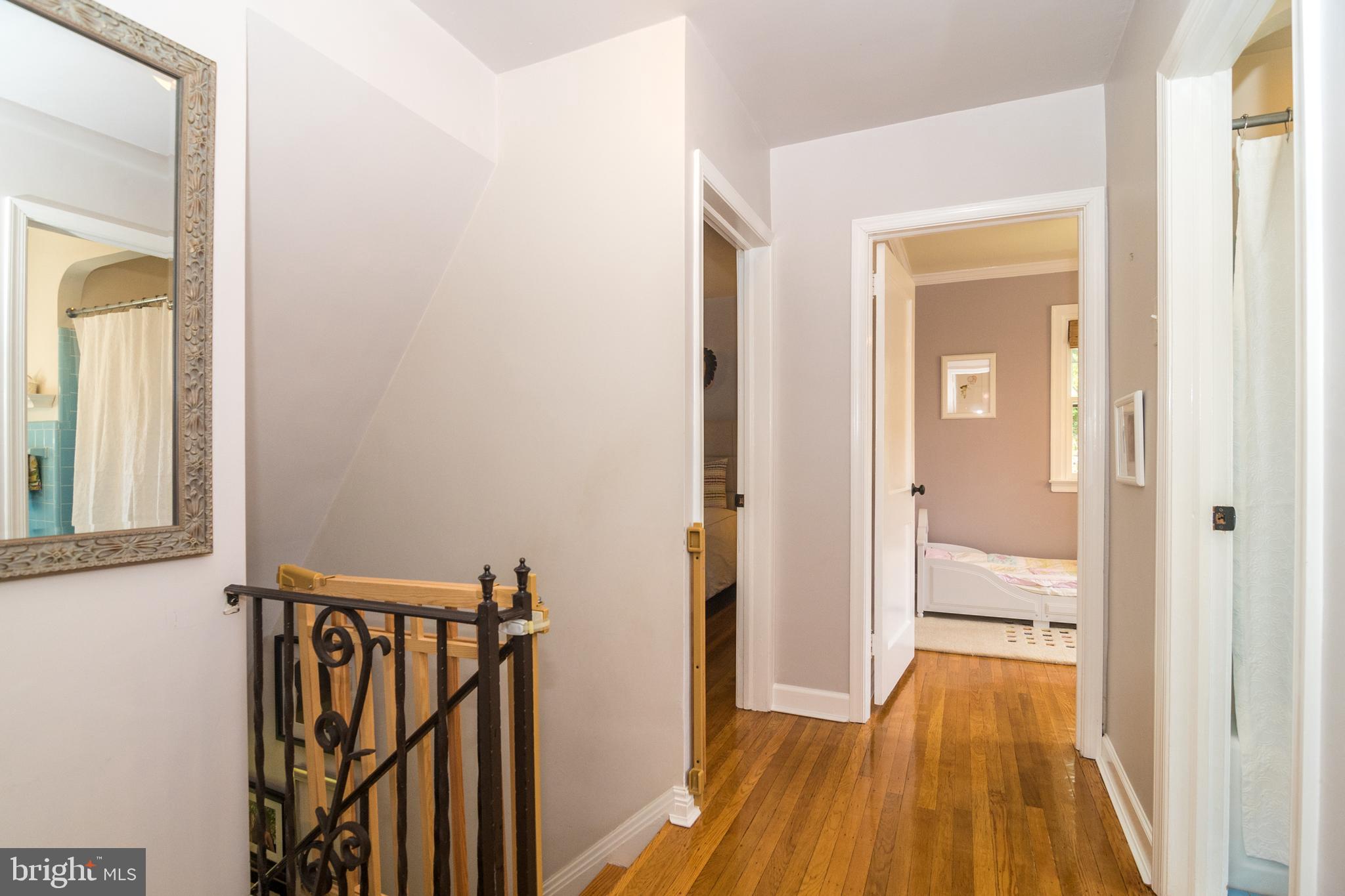 7811 Gayle Road Cheltenham, PA 19012 - Photo 25 of 38 Upstairs Hall