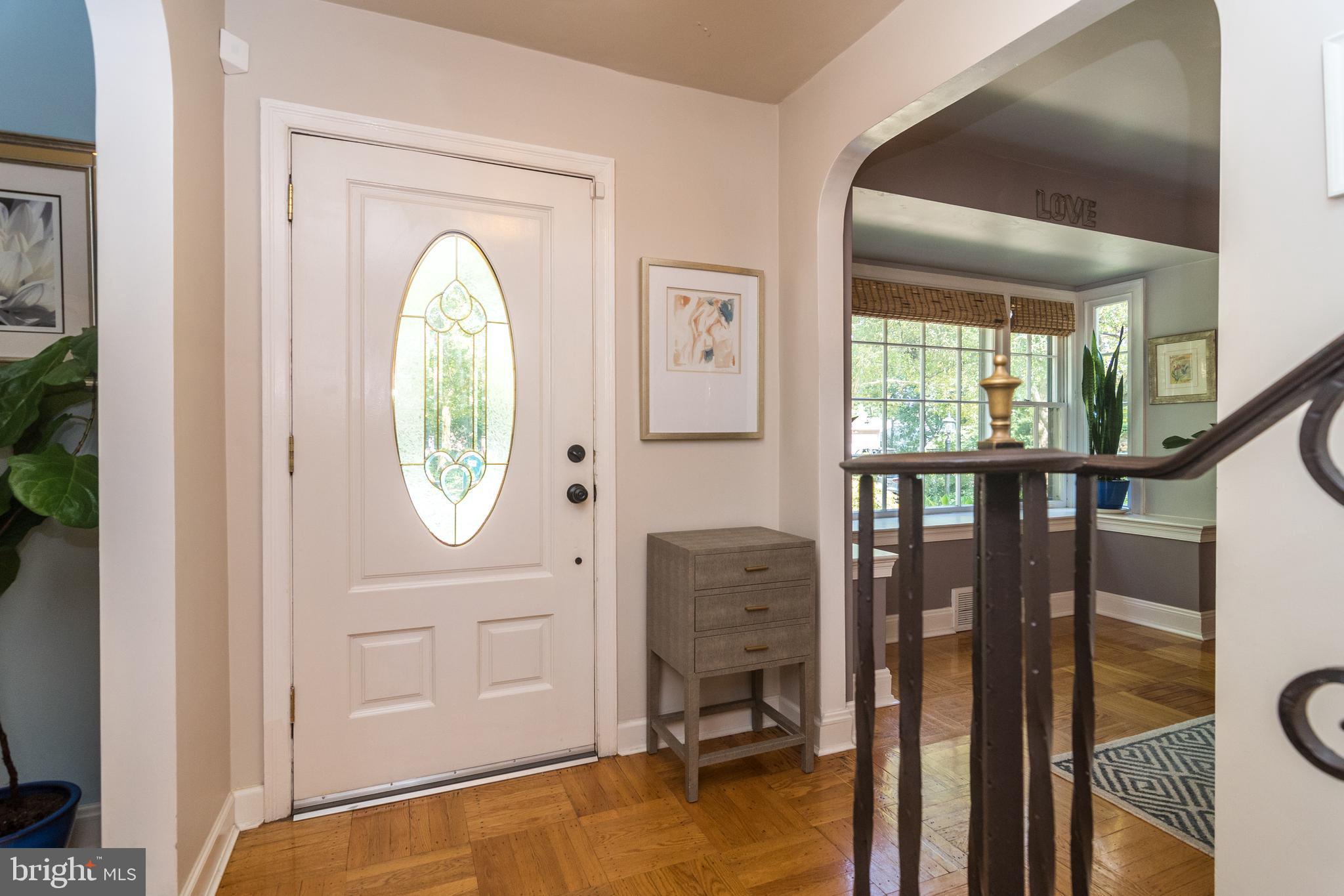 7811 Gayle Road Cheltenham, PA 19012 - Photo 5 of 38 Entry Foyer