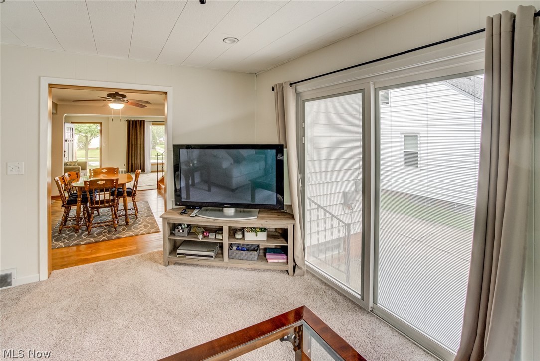 4997 North Barton Road Cleveland, OH 44124 - Photo 14 of 28 Gallery Image 14
